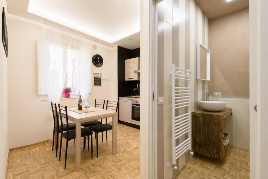 Appartamento Casa Agata max 4 persone in pieno centro storico Cortona Esterno foto